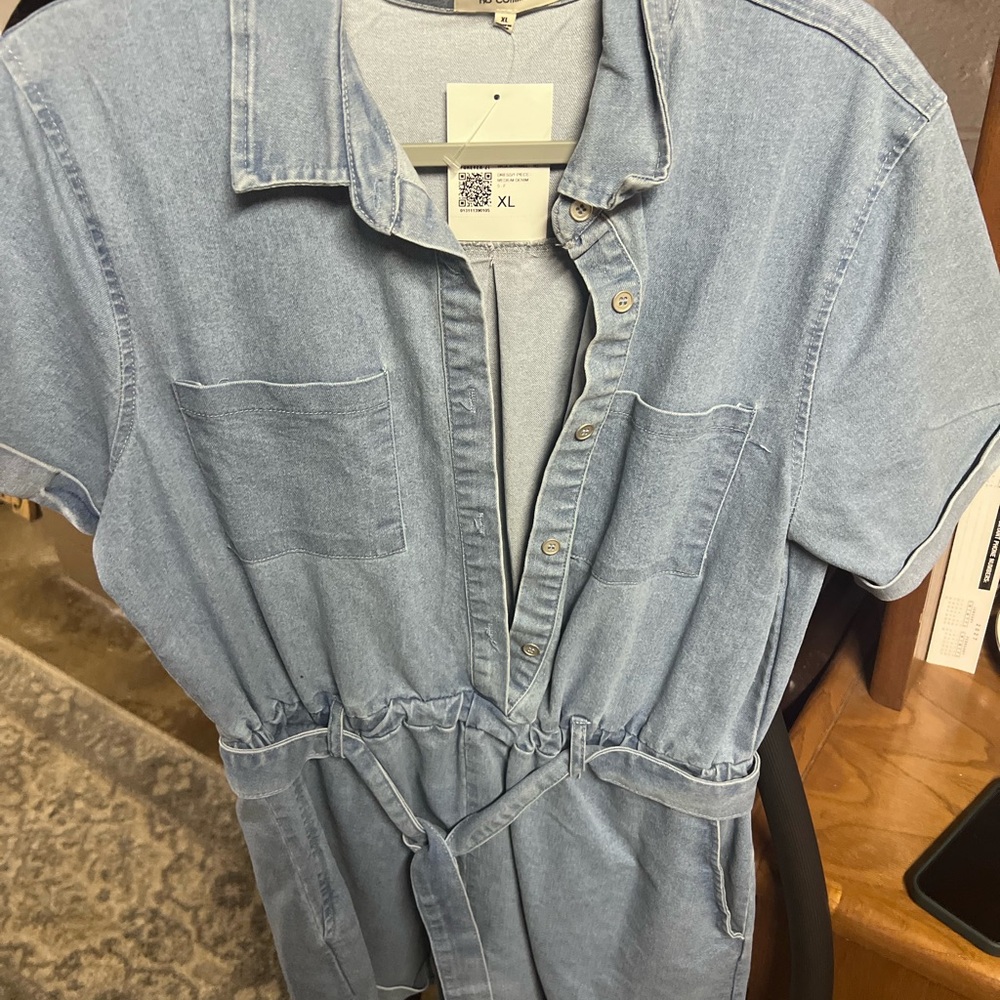 Forever 21 Light Wash Denim Romper with Tie Waist- new With Tags